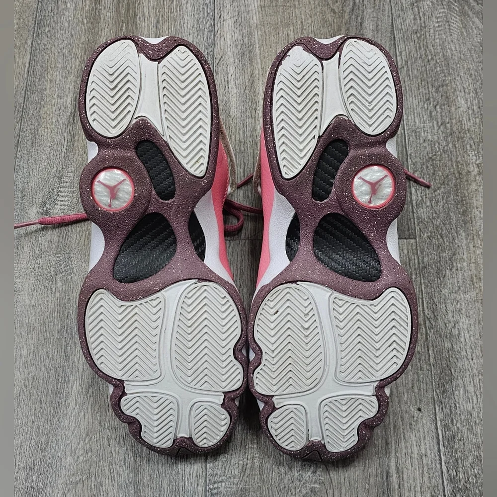 Air Jordan 6 Rings GS sneaker in the 'Coral Chalk' colorway-Size 6Y